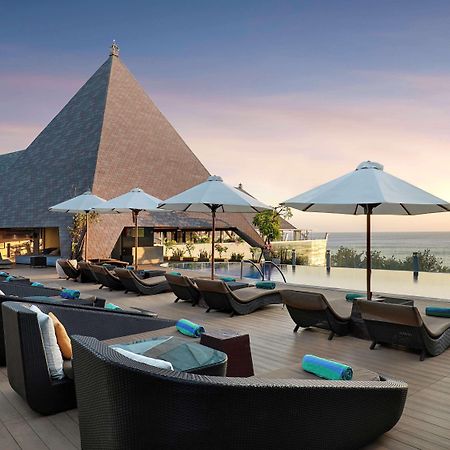 The Kuta Beach Heritage Hotel - Managed By Accor Kuta Lombok Exterior foto The rooftop bar at the W Retreats & Spa, Phuket