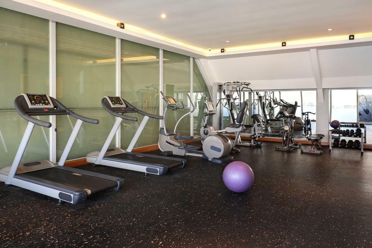 The Kuta Beach Heritage Hotel - Managed By Accor Kuta Lombok Exterior foto The gym at the hotel